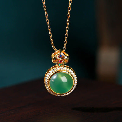 Natural chalcedony agate round necklace
