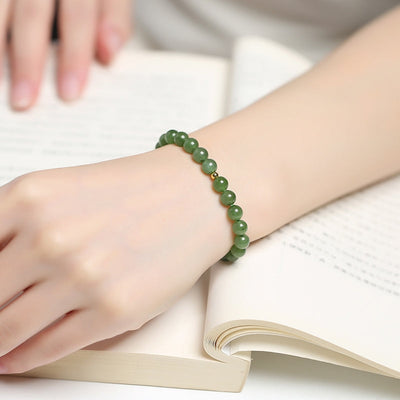 Calm ? Emerald Jade Stone bracelet
