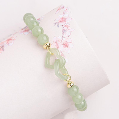 Accompany • Emerald Jade stone bracelet