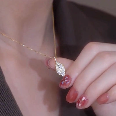 Golden branch natural stone necklace