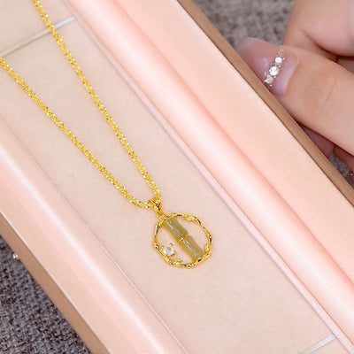 Circular Bamboo Natural Emerald Jade Stone Necklace