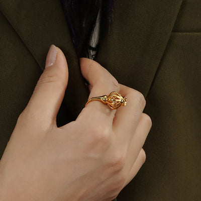 Flower bud set zircon ring