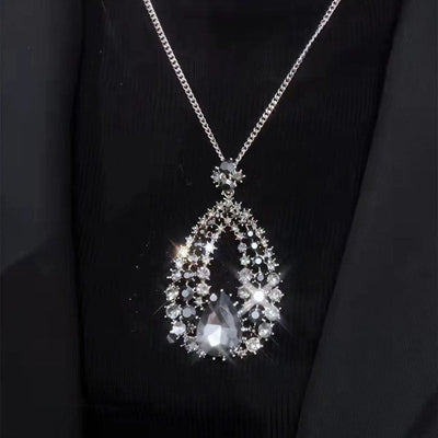 Water drop natural gray crystal necklace