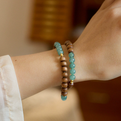 Natural Emerald Jade Stone sandalwood bracelet