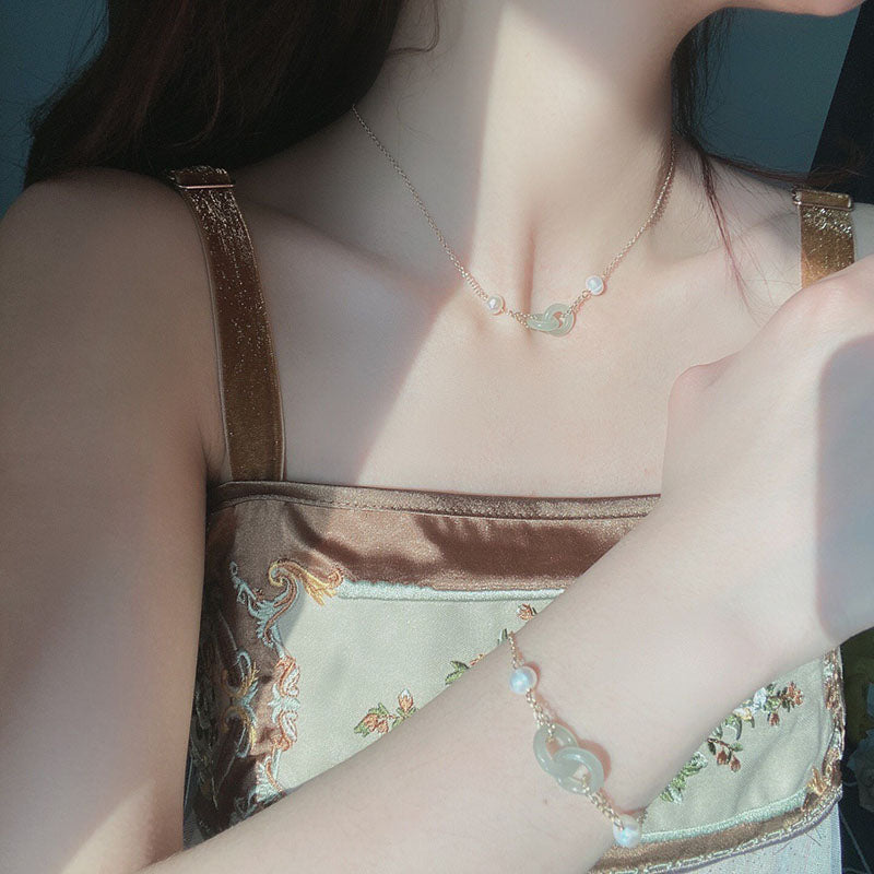 Peace Buckle•Emerald Jade Stone Pendant Necklace