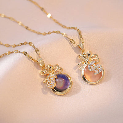 Money Bag Natural Cat's Eye Necklace
