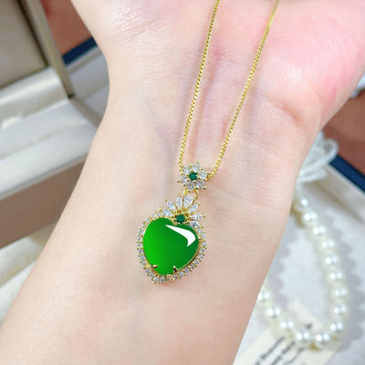 Diamond Natural Emerald Jade Stone Heart Necklace