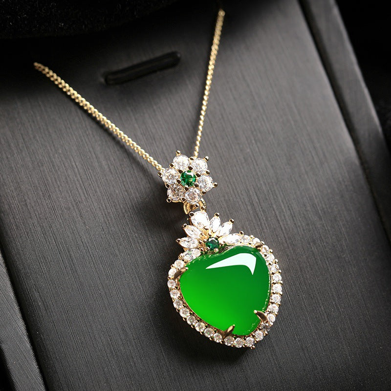 Diamond Natural Emerald Jade Stone Heart Necklace