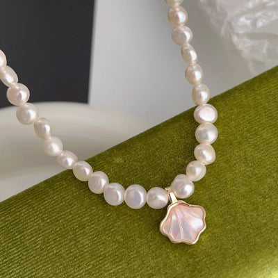 Shell natural freshwater pearl necklace