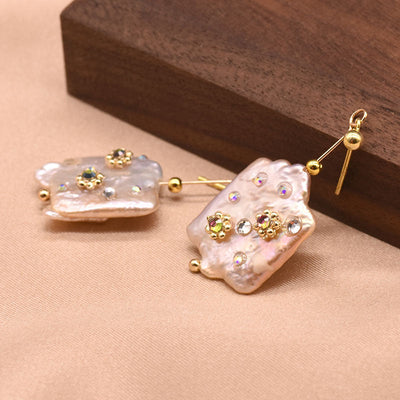 Abnormal ? Natural Pearl geometric earring
