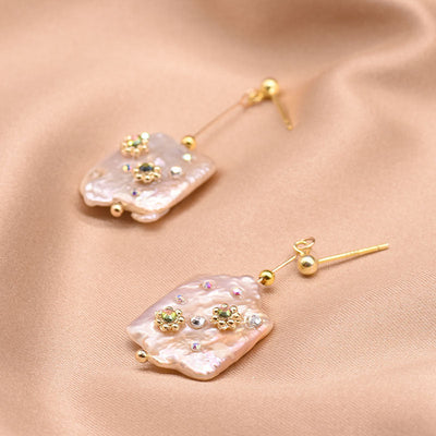Abnormal ? Natural Pearl geometric earring