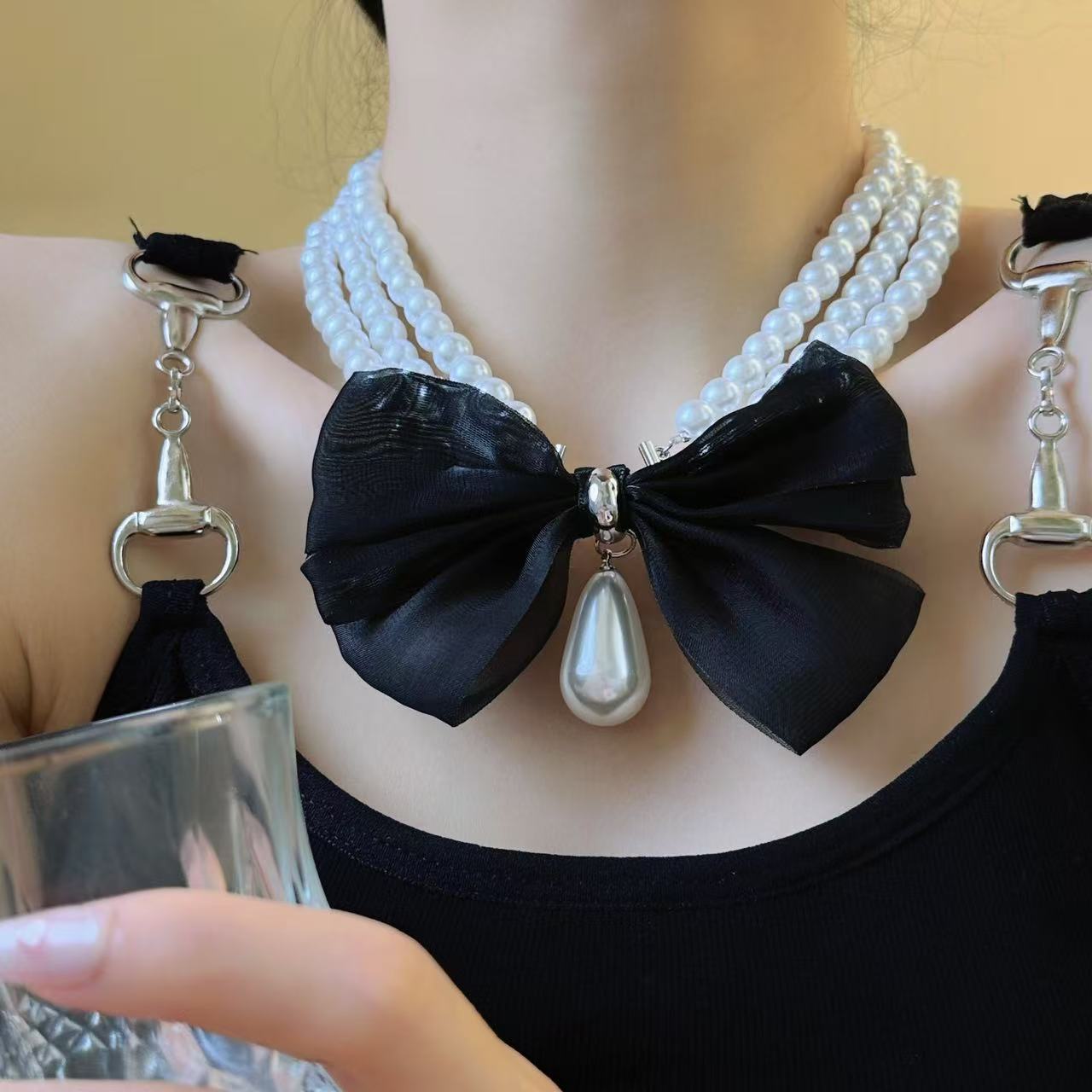 Bow knot natural freshwater pearl drop necklace