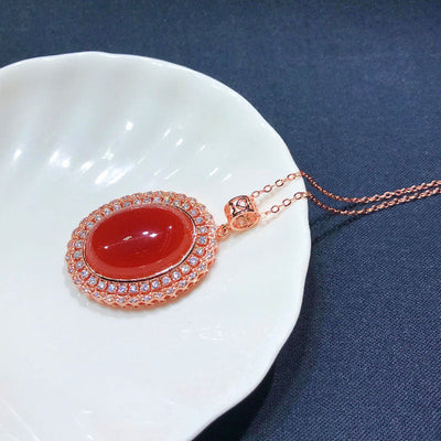 Oval natural agate necklace
