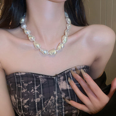 Irregular natural freshwater pearl necklace