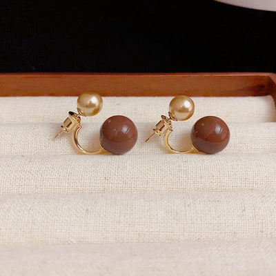 Simple natural freshwater pearl earrings