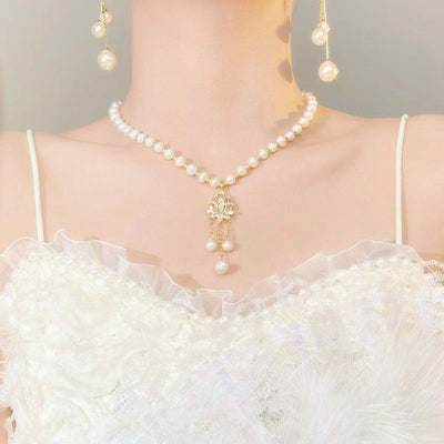 Lotus Natural Freshwater Pearl Necklace