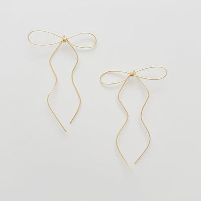 Line bow earrings