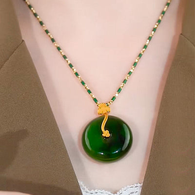 Peaceful lucky buckle Natural Emerald Jade Stone necklace