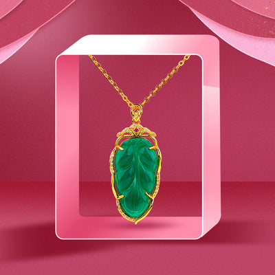 Leaf pendant natural beeswax necklace