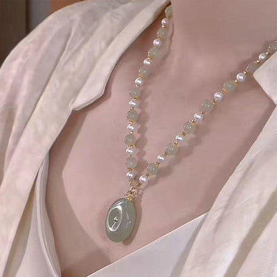 Lucky and Peaceful Natural Emerald Jade Stone Pearl Necklace