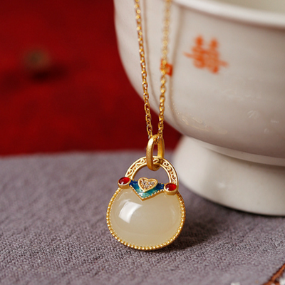 Good luck ? Emerald jade stone necklace