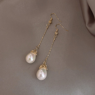 Temperament ? Pearl earrings
