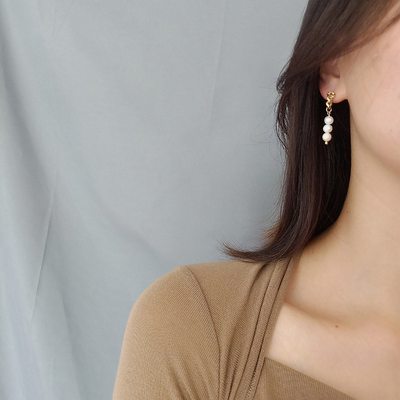 Antlers ? Pearl Earring