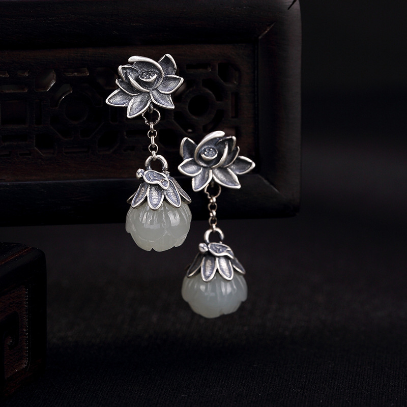 Lotus?Emerald Agate Earring