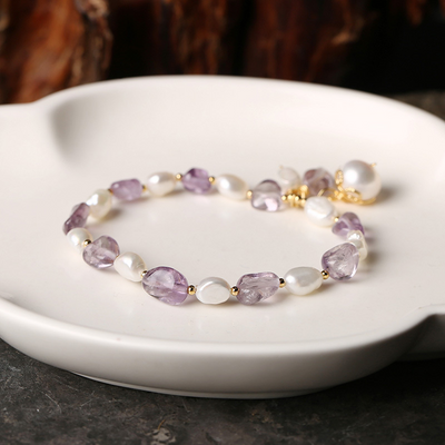 Companion ? Pearl crystal bracelet