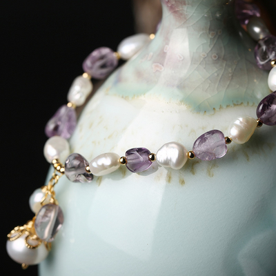 Companion ? Pearl crystal bracelet