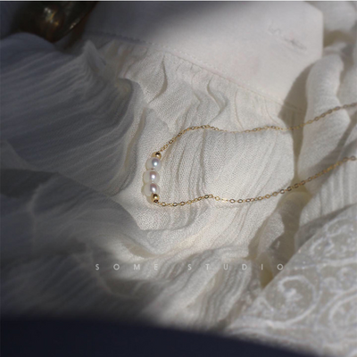 Transfer beads & pearl necklace