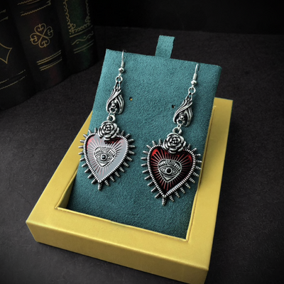 ¡®Lover Of The Dark¡¯ Earrings