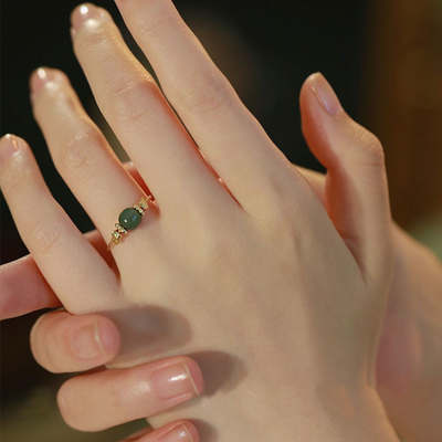 Good Luck • Emerald Jade bead ring