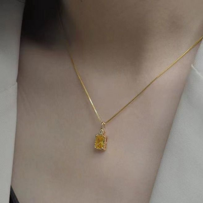 Shining Star • Citrine Necklace