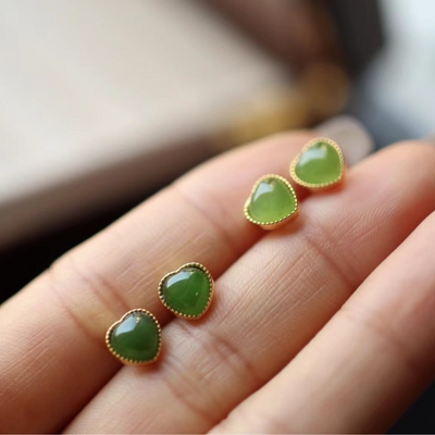 Natural Apple Green Jasper Heart Stud Earrings