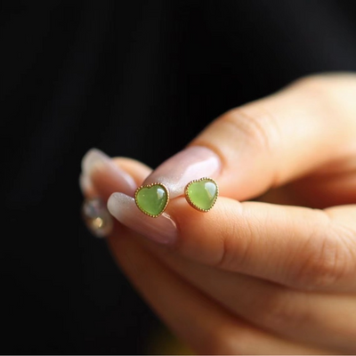 Natural Apple Green Jasper Heart Stud Earrings