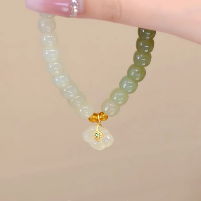 Lucky Lock Natural Emerald Jade Stone Bracelet