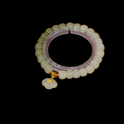 Lucky Lock Natural Emerald Jade Stone Bracelet
