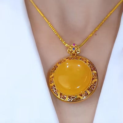 Round hollow edge natural agate necklace