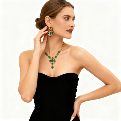 18K Gold Green Agate Necklace & Earrings Set