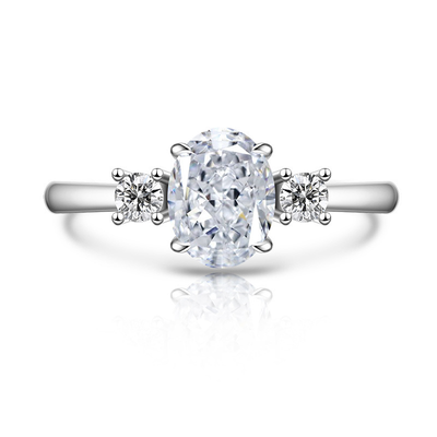 Transparent ice flower diamond ring