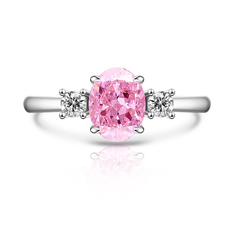 Transparent ice flower diamond ring