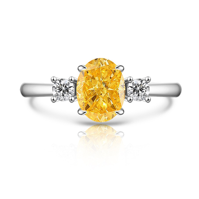 Transparent ice flower diamond ring