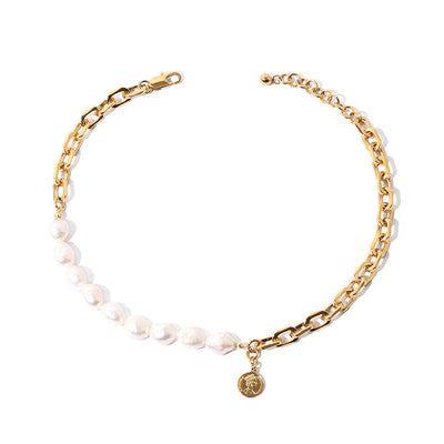 Fashion Statement Pearl Necklace