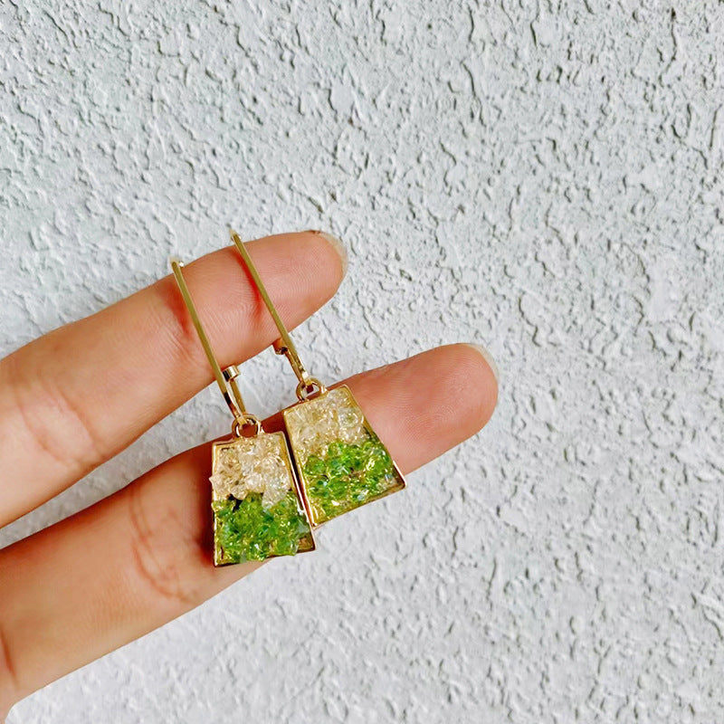 Two tone natural crystal earrings