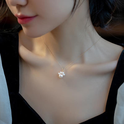 Kitten Claw Natural Pearl Necklace