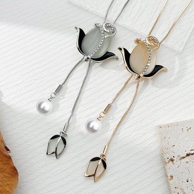 Tulip Natural Cat's Eye Necklace