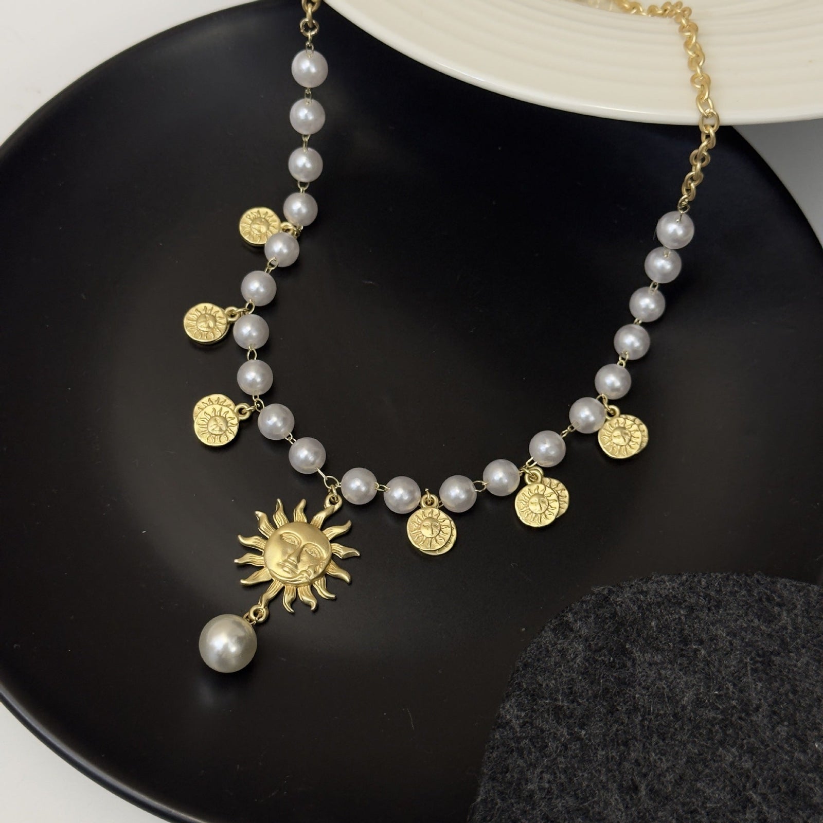 Vintage sun natural freshwater pearl necklace