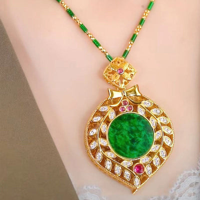 Bamboo chain love disc pendant necklace