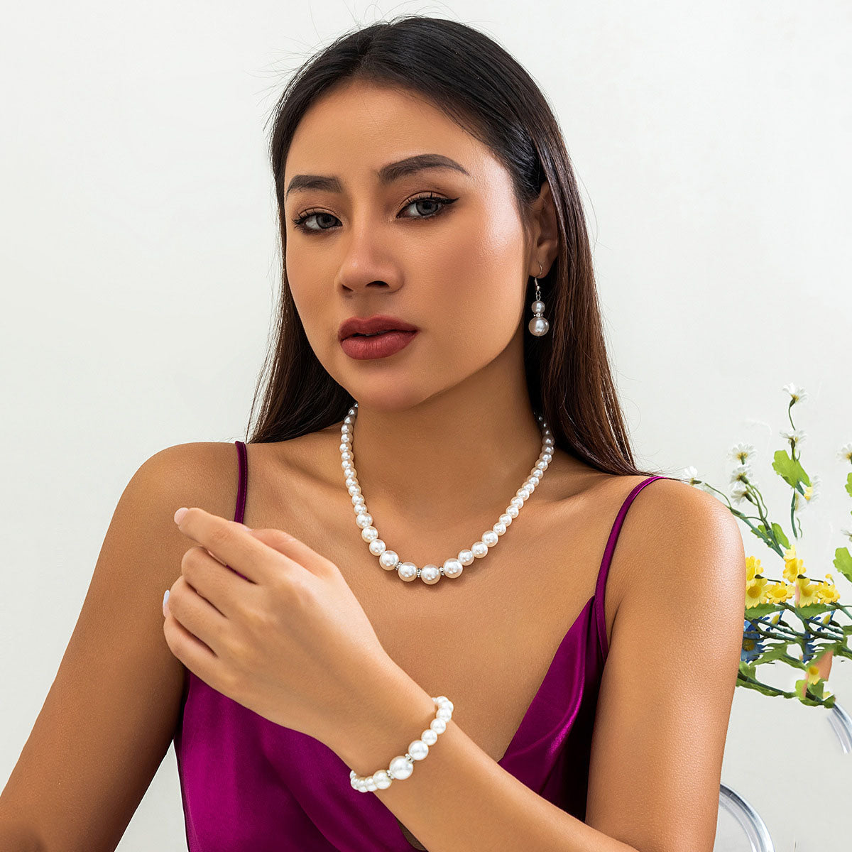 Baroque natural freshwater pearl beaded necklace